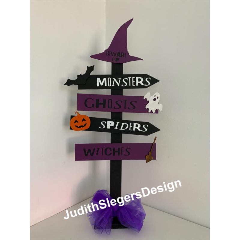 Halloween wegwijspaal